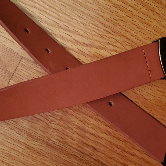 Universal Thread Camel Brown Belt Size Medium - Picture 2 of 5